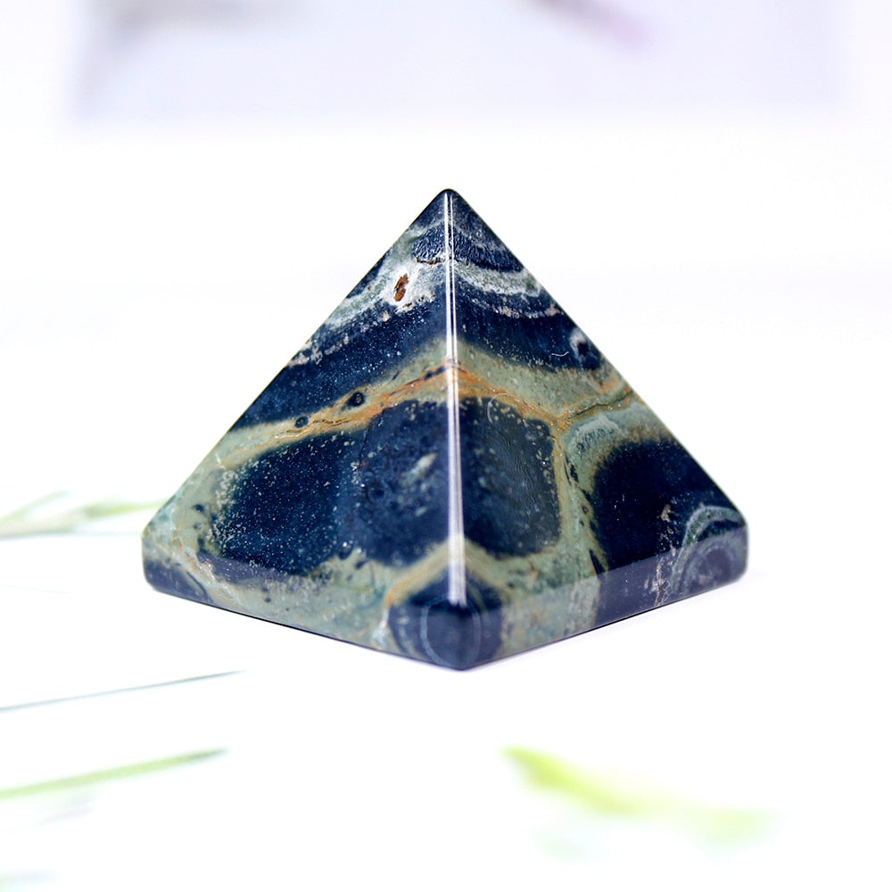 Crystal Pyramid Quartz Healing Stone